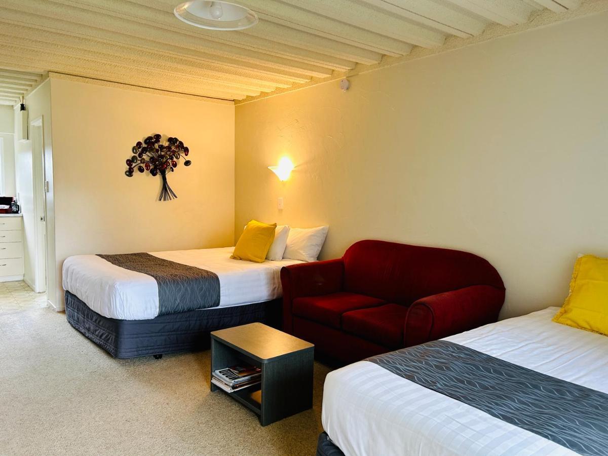 Parkside Motel And Apartments New Plymouth Kültér fotó